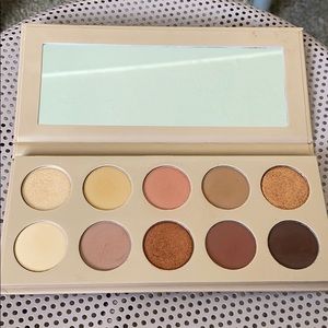 KKW BEAUTY CLASSICS PALETTE